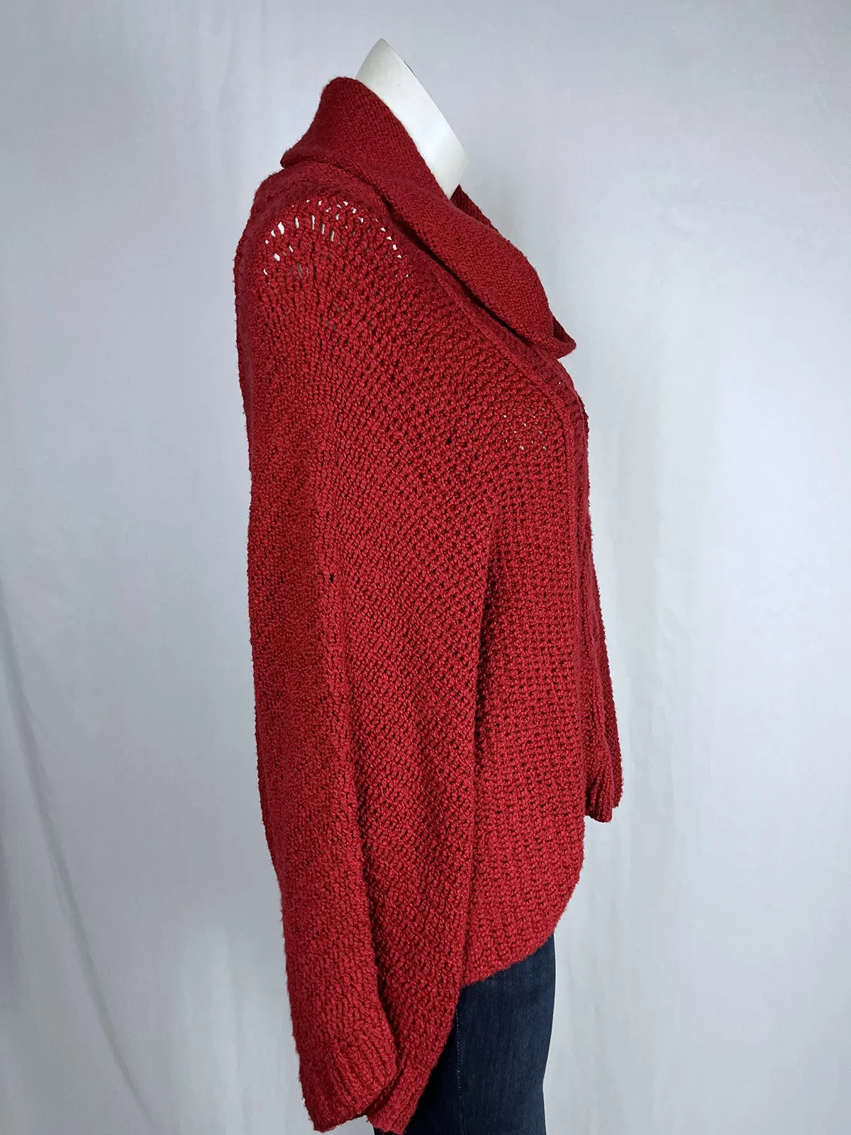 Beyond Threads Size 16W Red Cable-Knit Sweater