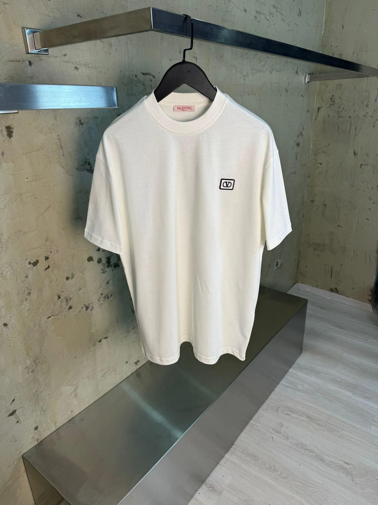 GoatLv® - Valentino T-Shirt 006