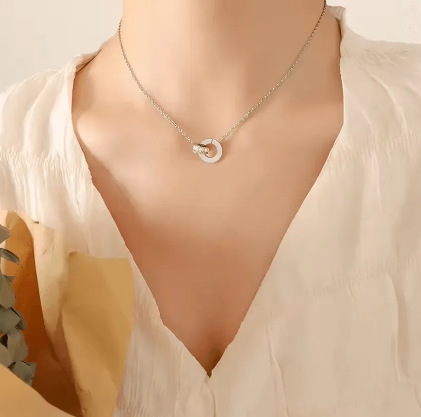 Roman Necklace