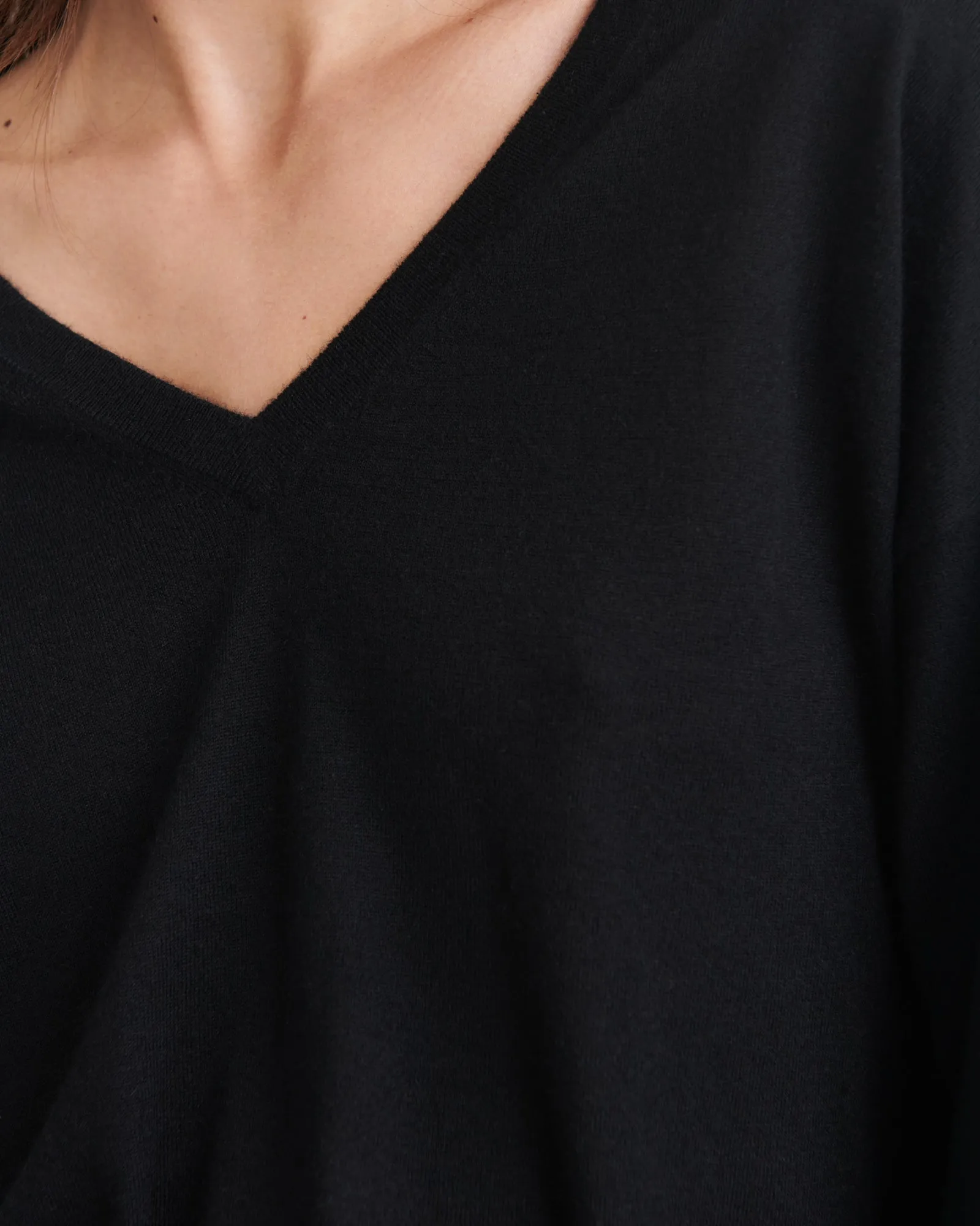 Ultra Fine Cashmere V-Neck