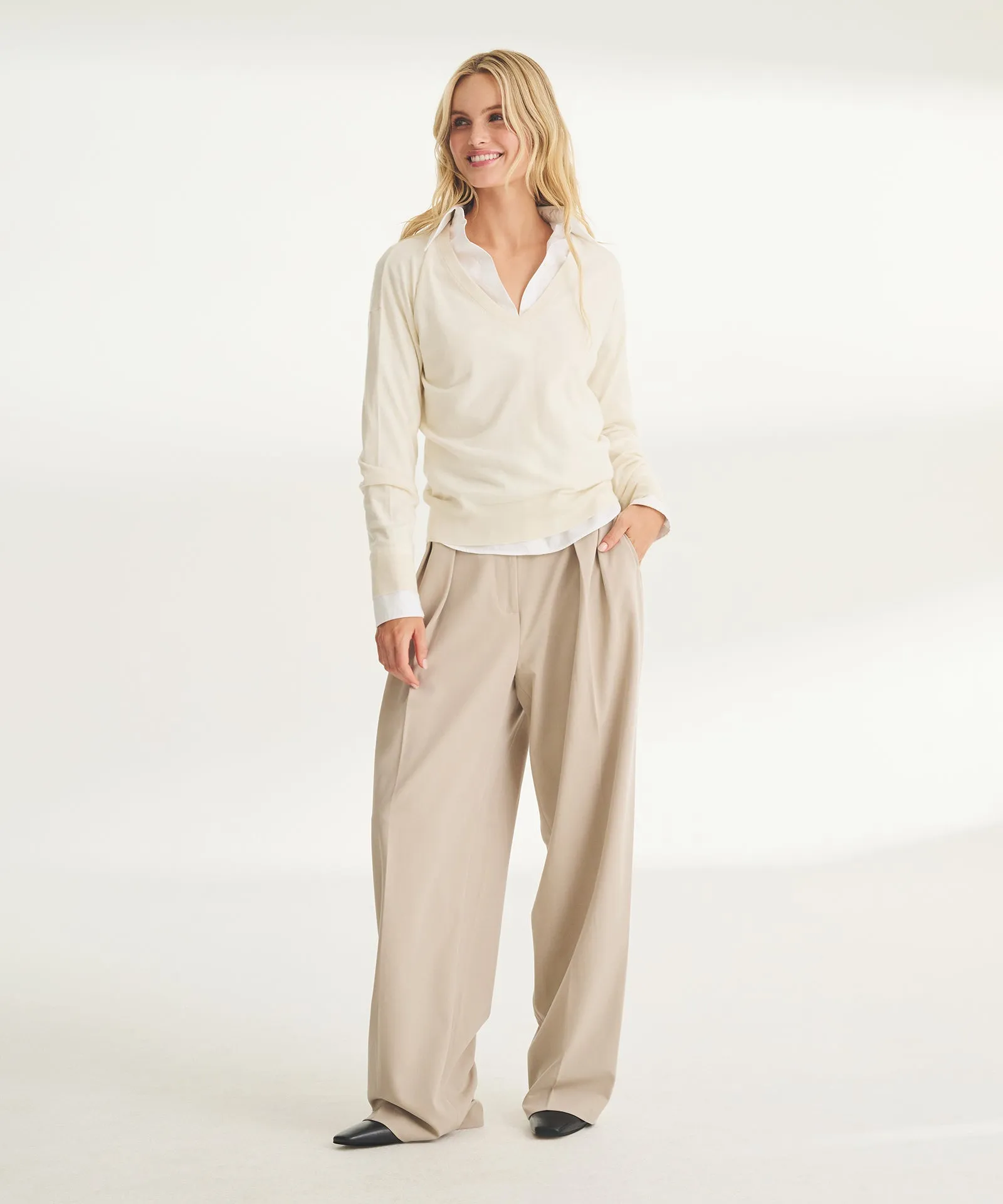Ultra Fine Cashmere V-Neck